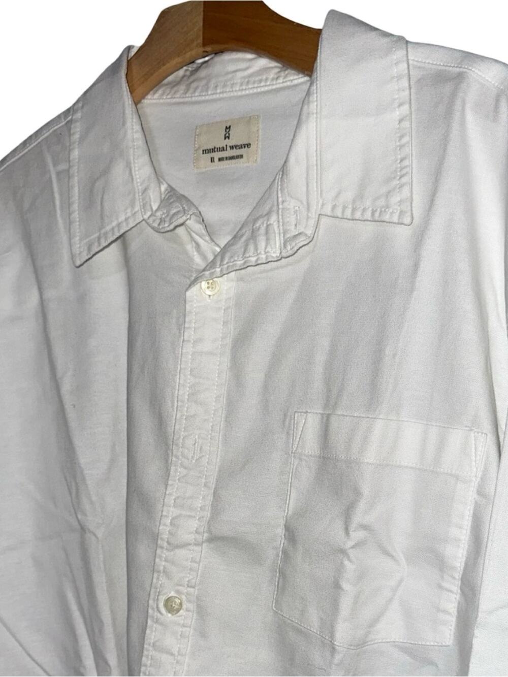 Mutual Weave Men’s Size XL White Cotton Blend Casual Button Down Shirt